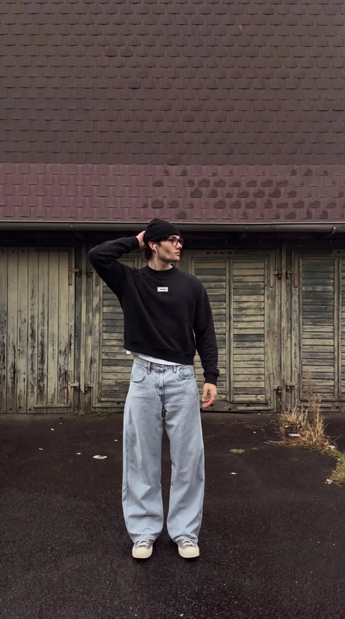 Badge Knitt Sweatshirt